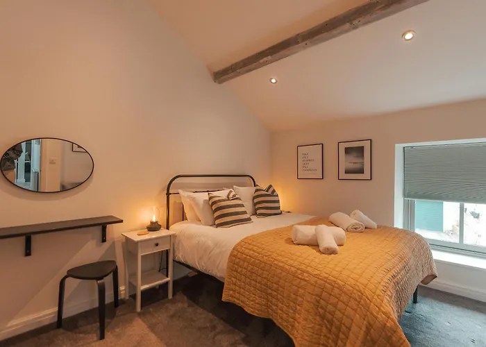 Bridge Apartment